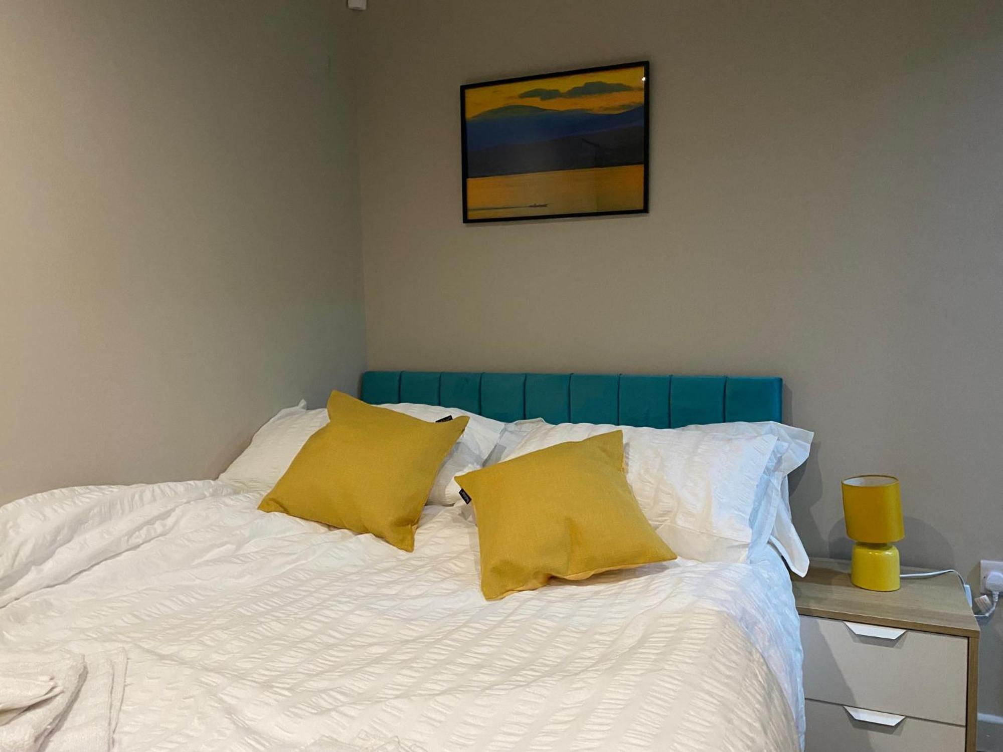Stunning King Suite Apartment In The Heart Of Leeds City Center Exterior foto